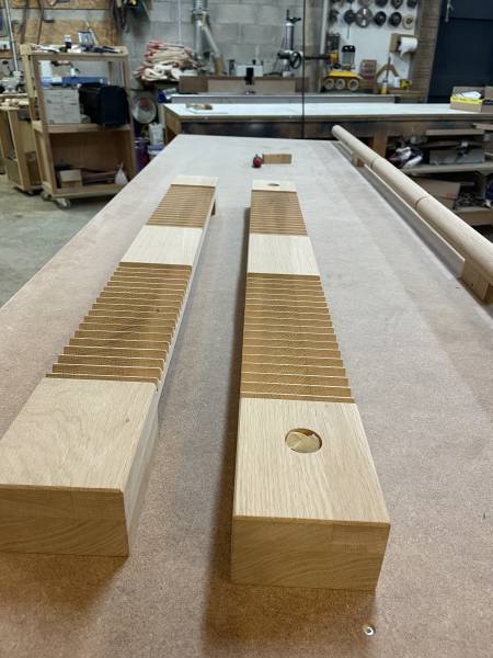 Poignée de porte en bois sur mesure pour une maison